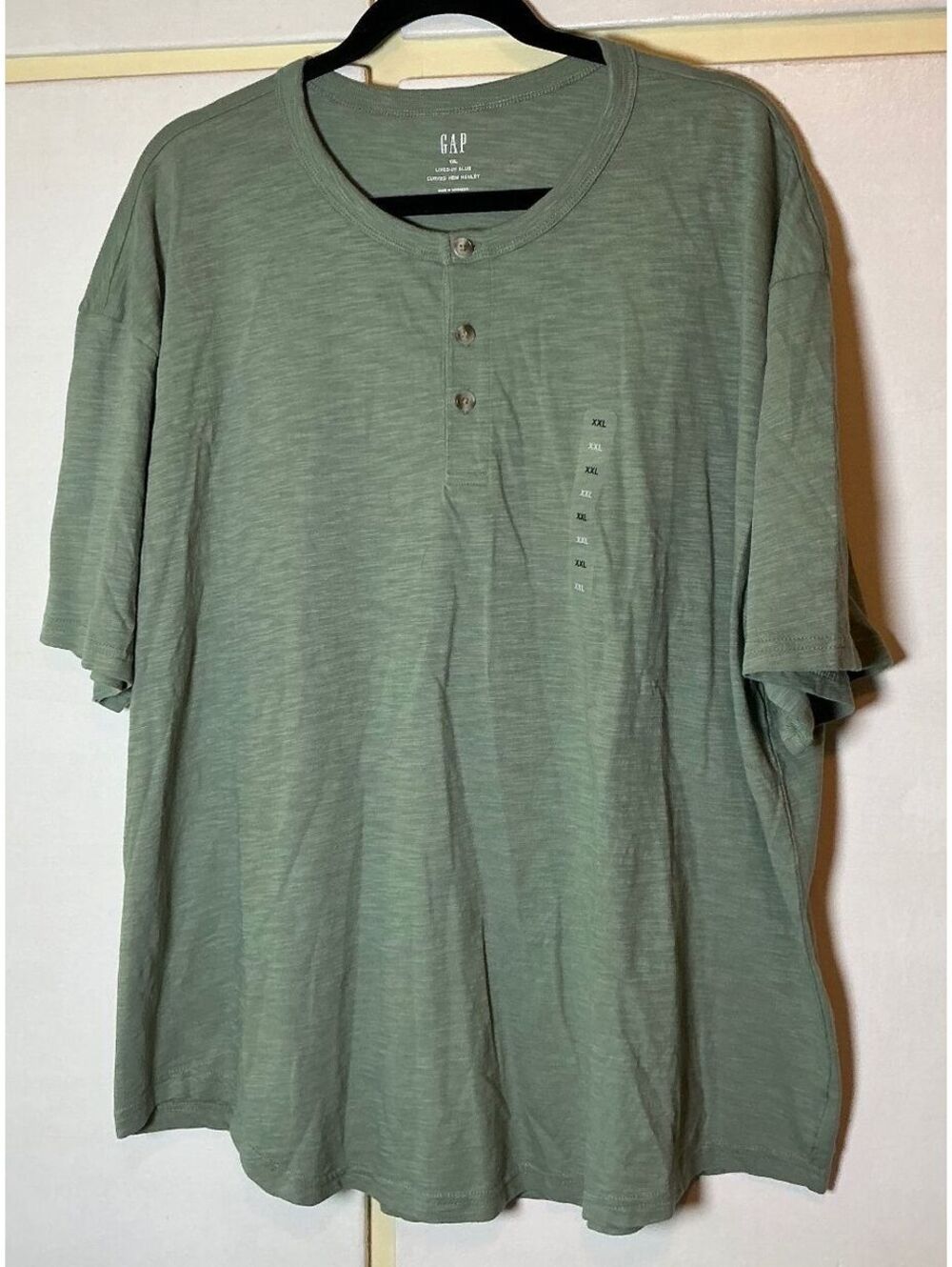 NEW GAP Men's Tee Size XXL Short Sleeve Henley T-shirt Green